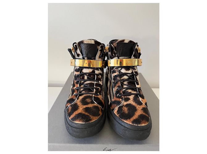 Sneakers alte Giuseppe Zanotti leopardate in pelle di vitello marrone - vista 6