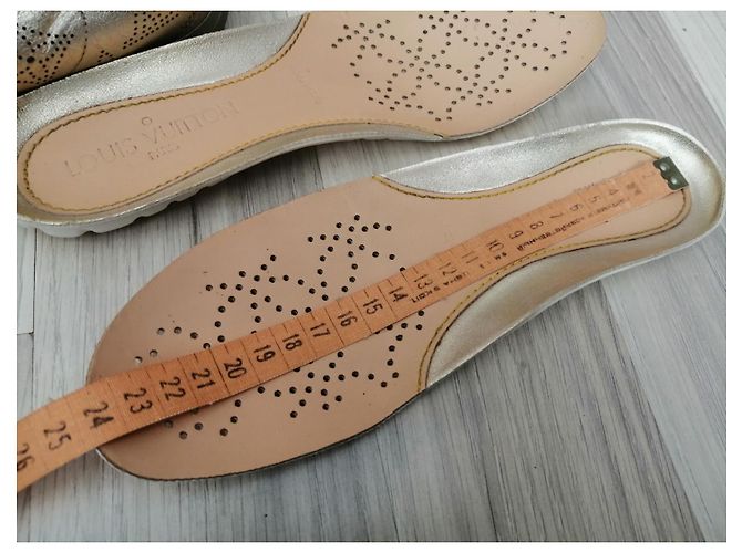 Louis Vuitton Schnürschuhe Golden - Ansicht 15