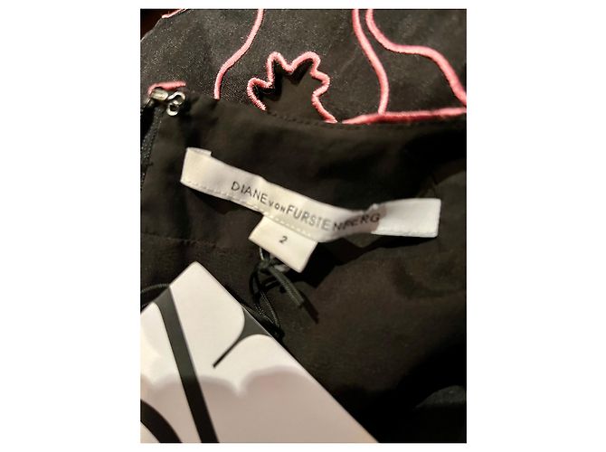 Diane Von Furstenberg DvF Leni Interlaced Seidenkleid neu mit Etikett Schwarz Pink - Ansicht 5
