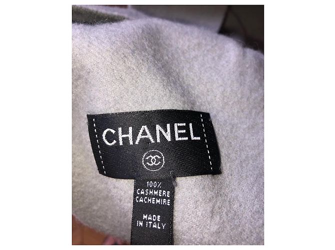 Sciarpa Chanel in cashmere grigio - vista 7