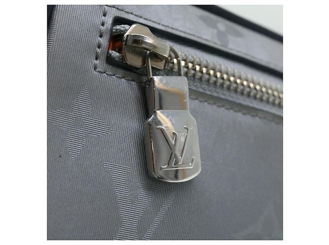 LOUIS VUITTON Monogram satellite Pochette Argento M44171 LV Aut 32349alla - vista 18
