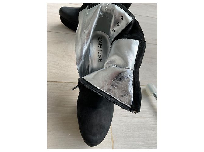 Botines Free Lance de piel de ciervo negra con hebilla Negro - vista 4