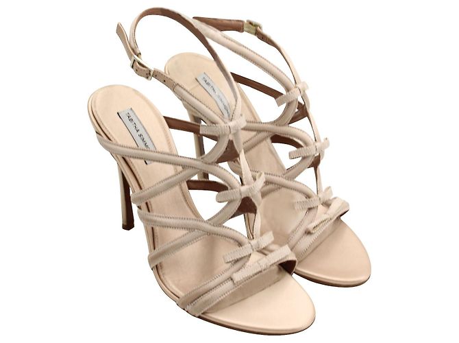Tabitha Simmons Bowrama strappy punta aperta tacchi in nudo Carne - vista 2