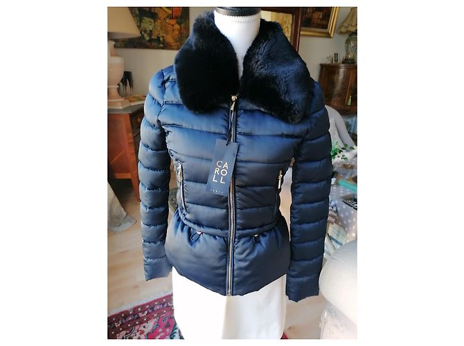 Chaqueta acolchada CAROLL de raso azul marino con cuello de pelo desmontable - vista 2