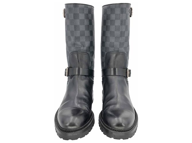 Louis Vuitton boots in graphite damier Grey - view 3