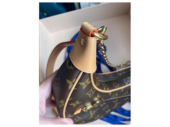 Borsa Louis Vuitton Loop Marrone Beige - vista 4