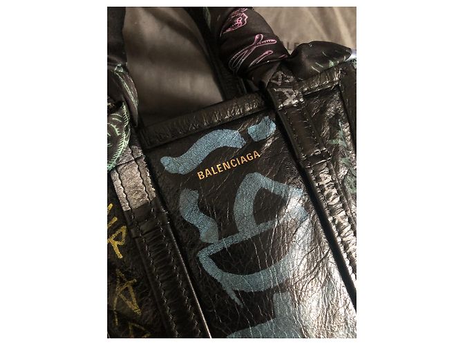 Borsa a mano Balenciaga Graffiti in pelle nera Moyen Nero - vista 10