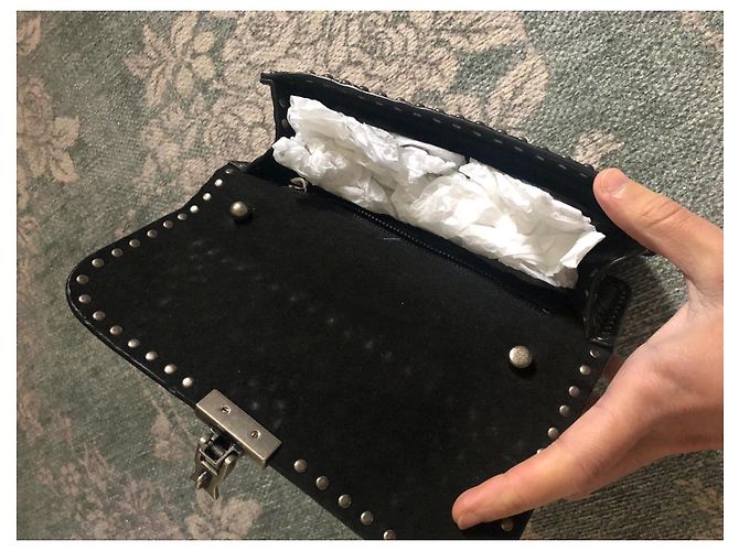 Bolso Dior Addict de piel negro con tachuelas - vista 9