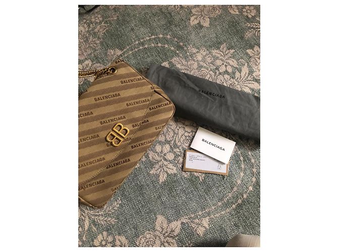 Borsa a mano Balenciaga BB Chain Beige in tela - vista 9