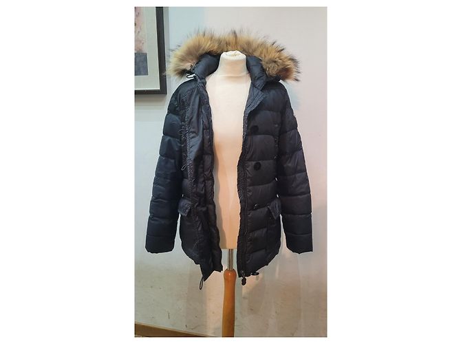 Moncler negro con capucha ribeteada en pelo - vista 4