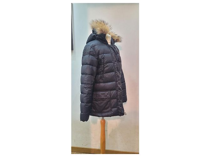 Moncler negro con capucha ribeteada en pelo - vista 5