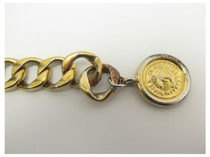 Medaillon CINTURA VINTAGE CHANEL CATENA MEDAGLIONE CC T90 DA CASTELLANO 1984 cintura D'oro - vista 5