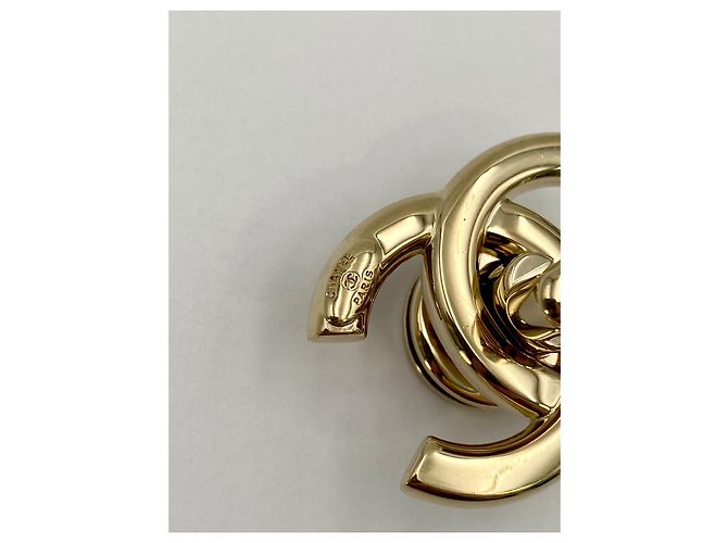 CHANEL chiusura CC turnlock dorata D'oro - vista 3