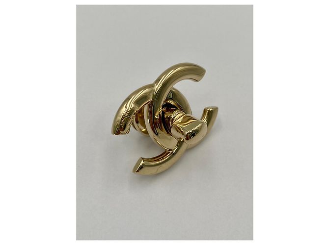 CHANEL chiusura CC turnlock dorata D'oro - vista 9