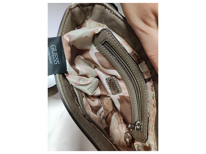 Borsa Guess Rosa in pelliccia - vista 4