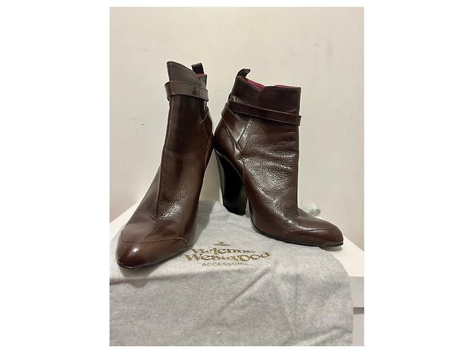 Vivienne Westwood Stivaletti in un marrone castano scuro - vista 3