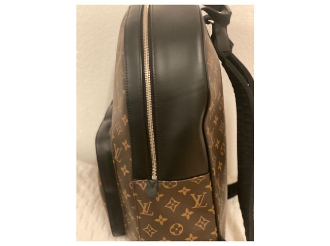 Slender Louis Vuitton Zaino JOSH. Marrone - vista 3