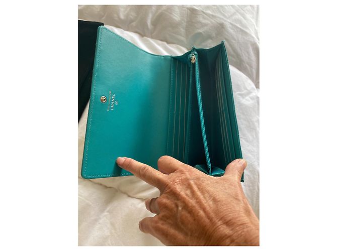 Cartera Chanel de piel verde - vista 4