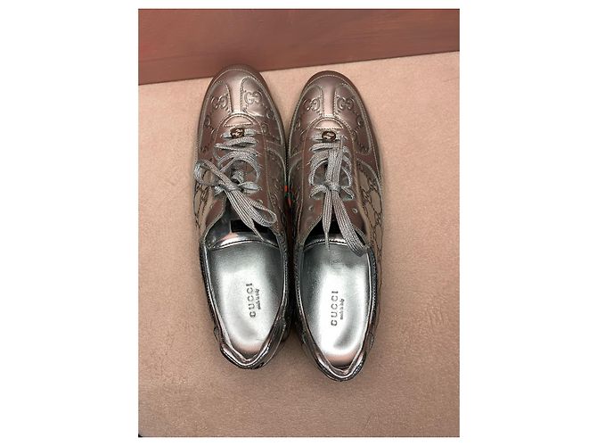 Sneakers Gucci in pelle argento da donna - vista 4