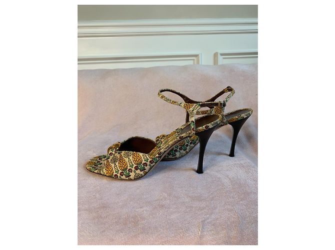 Gucci Pumps Hellgrün Stoff - Ansicht 3