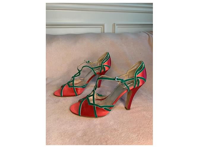 Décolleté Prada in seta rossa Rosso - vista 2