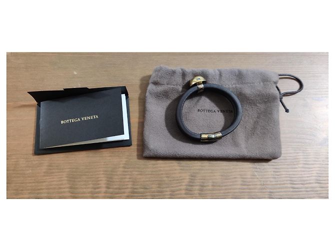 Bracciale Bottega Veneta in pelle nera e oro Nero D'oro - vista 6