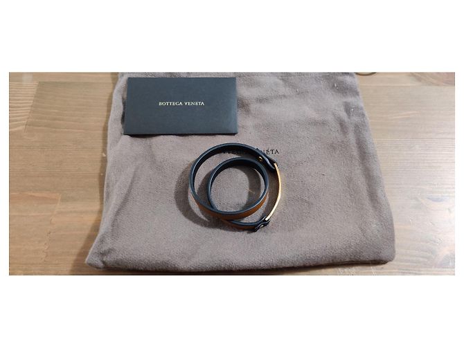 Bottega Veneta Armband aus Leder und goldener Panzerkette Braun Schwarz Gold hardware - Ansicht 6