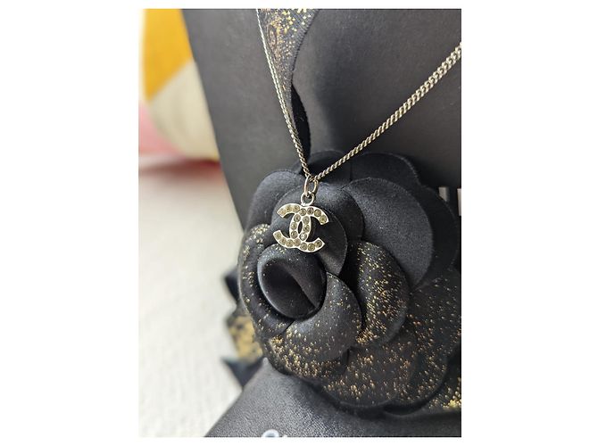 Chanel CC B10V logo classico intramontabile cofanetto per collana in cristallo docs Argento - vista 10