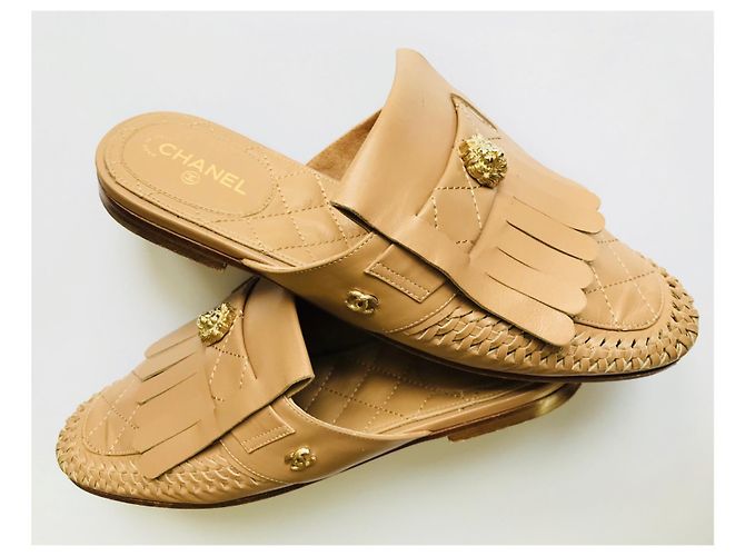 Mule Chanel in pelle trapuntata beige - vista 16