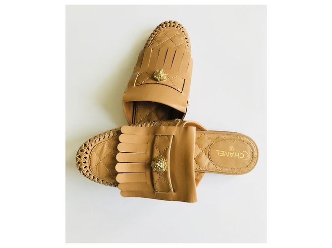 Mule Chanel in pelle trapuntata beige - vista 5