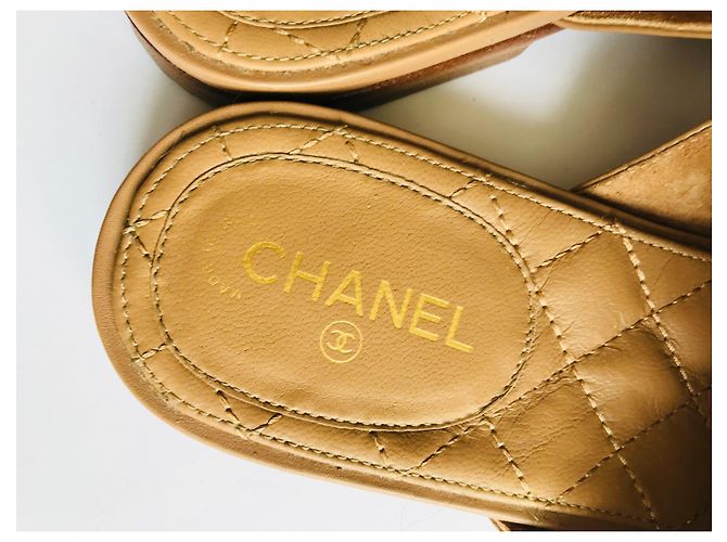 Mule Chanel in pelle trapuntata beige - vista 7
