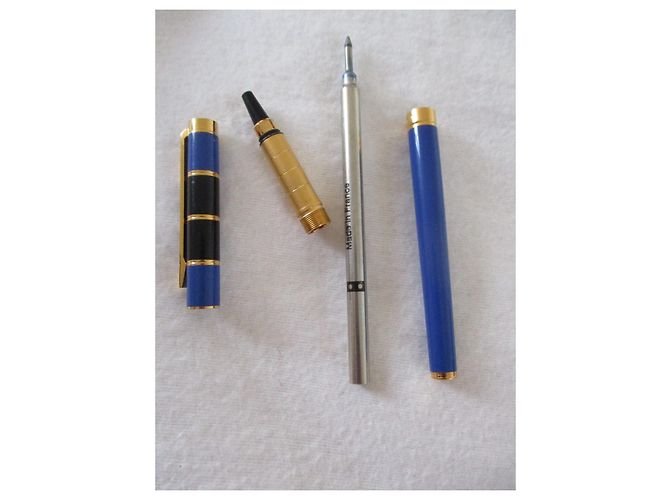 Yves Saint Laurent Stylo avec étui cuir. - vista 5