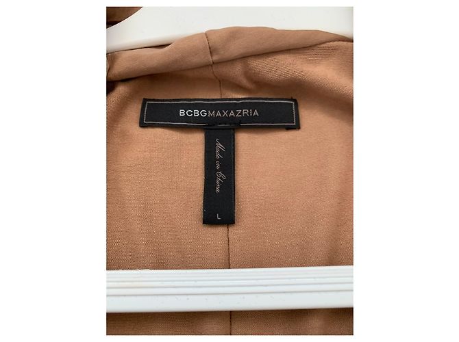 Bcbg Max Azria Celline Blusa sem mangas com peplum e gola amarrada Avelã - vista 13
