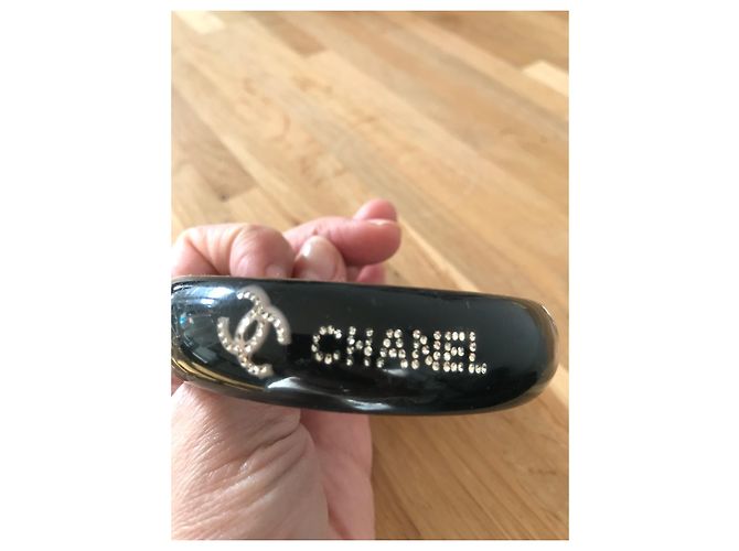 Set Chanel Bracciale e Anello in Resina Nero Argentato Argento - vista 4