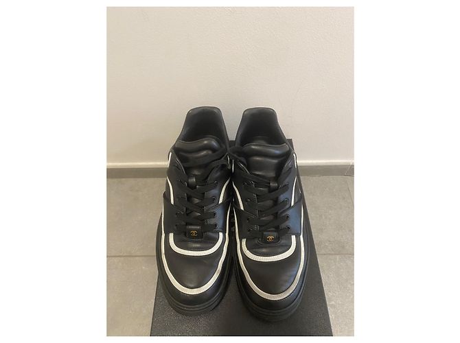 Chanel Taglia sneakers 40 Eccellente stato Nero Bianco - vista 6