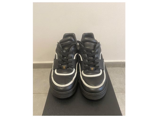 Chanel Taglia sneakers 40 Eccellente stato Nero Bianco - vista 7