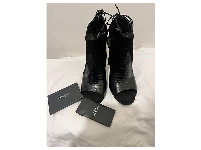 Saint Laurent Jane tacchi con allacciatura e goffratura Nero - vista 3