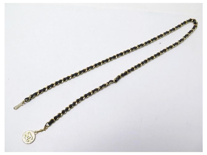 Chanel-T-Gürtel 65 95 INTERLACED CHAIN LEDER-MEDAILLON LOGO CC 1982 Gürtel Golden - Ansicht 2