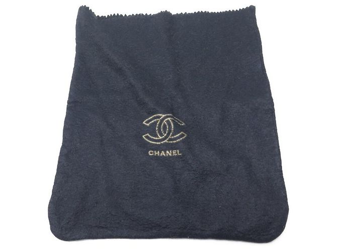 Chanel-T-Gürtel 65 95 INTERLACED CHAIN LEDER-MEDAILLON LOGO CC 1982 Gürtel Golden - Ansicht 5