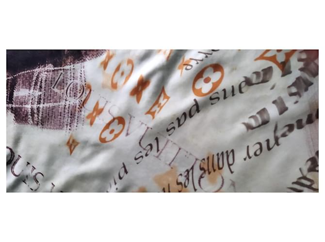 Montsouris Louis Vuitton Stampa grafite moto Marrone Beige - vista 4