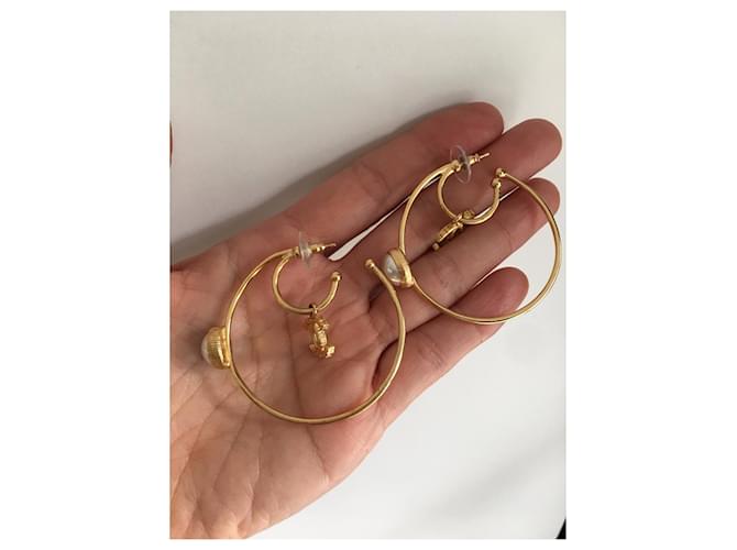 Chanel orecchini a cerchio CC e perle dorati Gold hardware - vista 4