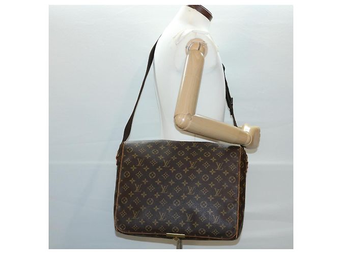 LOUIS VUITTON Borsa a spalla Abbesses con monogramma M45257 LV Auth ro478 - vista 24