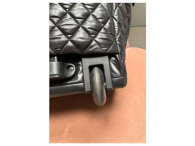 Cocoon Chanel Borsa da viaggio Trolley nera in pelle e nylon Nero Silver hardware - vista 8