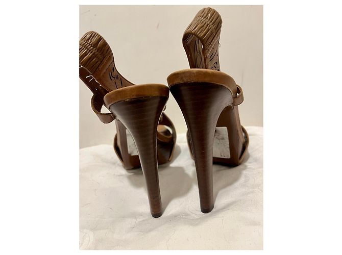 Diane Von Furstenberg Sandali DvF Iris in pelle di capra tagliata al laser Marrone - vista 5