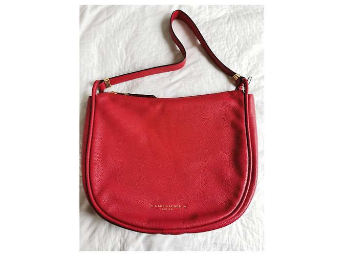 Borsa Hobo Marc Jacobs Grande in Pelle Martellata Rossa Rosso - vista 8