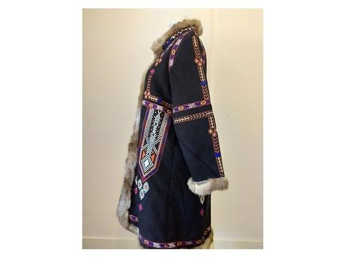 Antik Batik Abrigos, Ropa de calle - vista 2