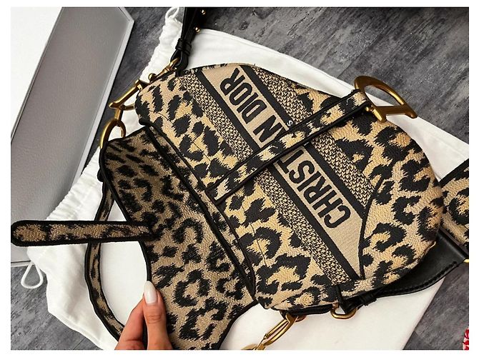 Christian Dior, Borsa Dior SADDLE ricamo leopardo Mizza modello grande new luxury - vista 13