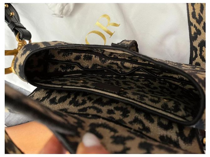 Christian Dior, Borsa Dior SADDLE ricamo leopardo Mizza modello grande new luxury - vista 16