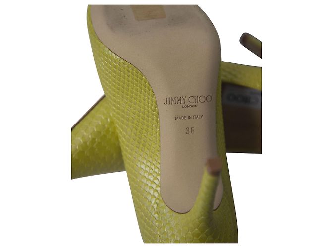 Jimmy Choo Décolleté Agnes in pelle di serpente perlata in pelle gialla - vista 6