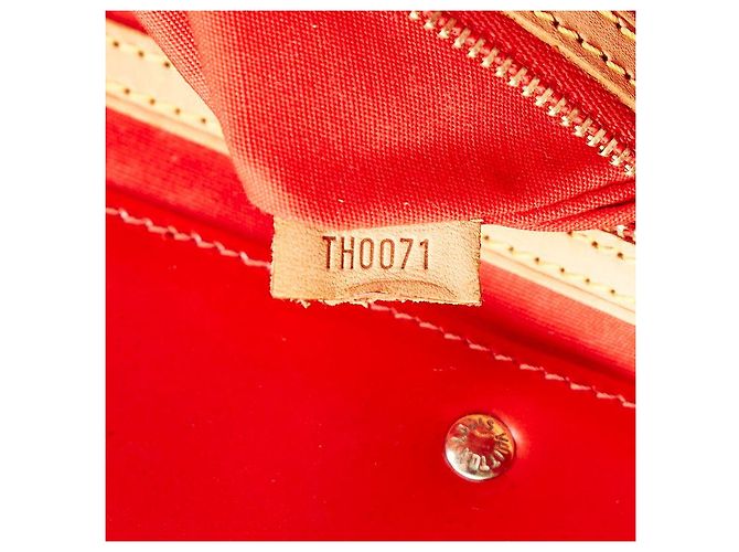 louis vuitton Monogram Vernis Reade GM rosso - vista 8